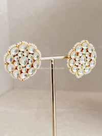 Luxury Pearl Kundan Bridal Choker Earring Set – Heritage Collection - SOKORA JEWELSLuxury Pearl Kundan Bridal Choker Earring Set – Heritage Collection