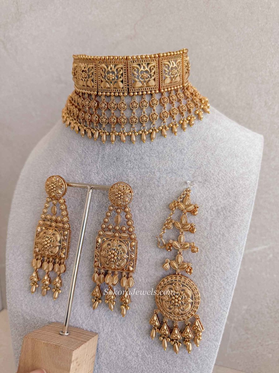Maharani Statement Choker Bridal Set - SOKORA JEWELSMaharani Statement Choker Bridal SetNECKLACE SETS