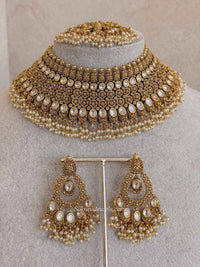 Malar Large Kundan Bridal Choker Set - Gold - SOKORA JEWELSMalar Large Kundan Bridal Choker Set - Gold