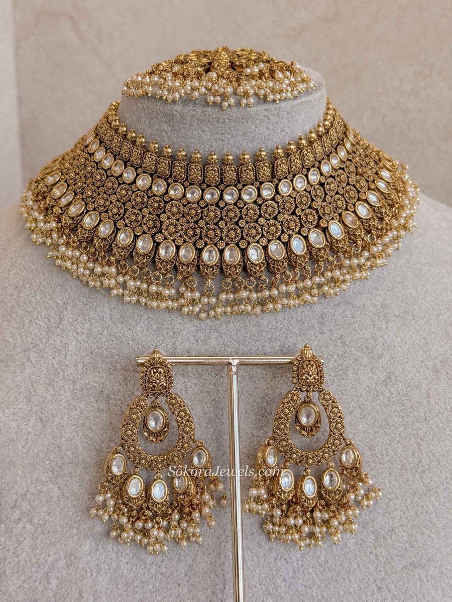 Malar Large Kundan Bridal Choker Set - Gold - SOKORA JEWELSMalar Large Kundan Bridal Choker Set - Gold