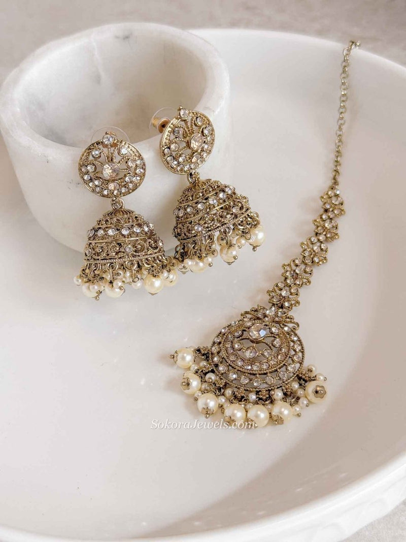 Mandala Crystal & Pearl Jhumka Earrings with Tikka Set - SOKORA JEWELSMandala Crystal & Pearl Jhumka Earrings with Tikka Set