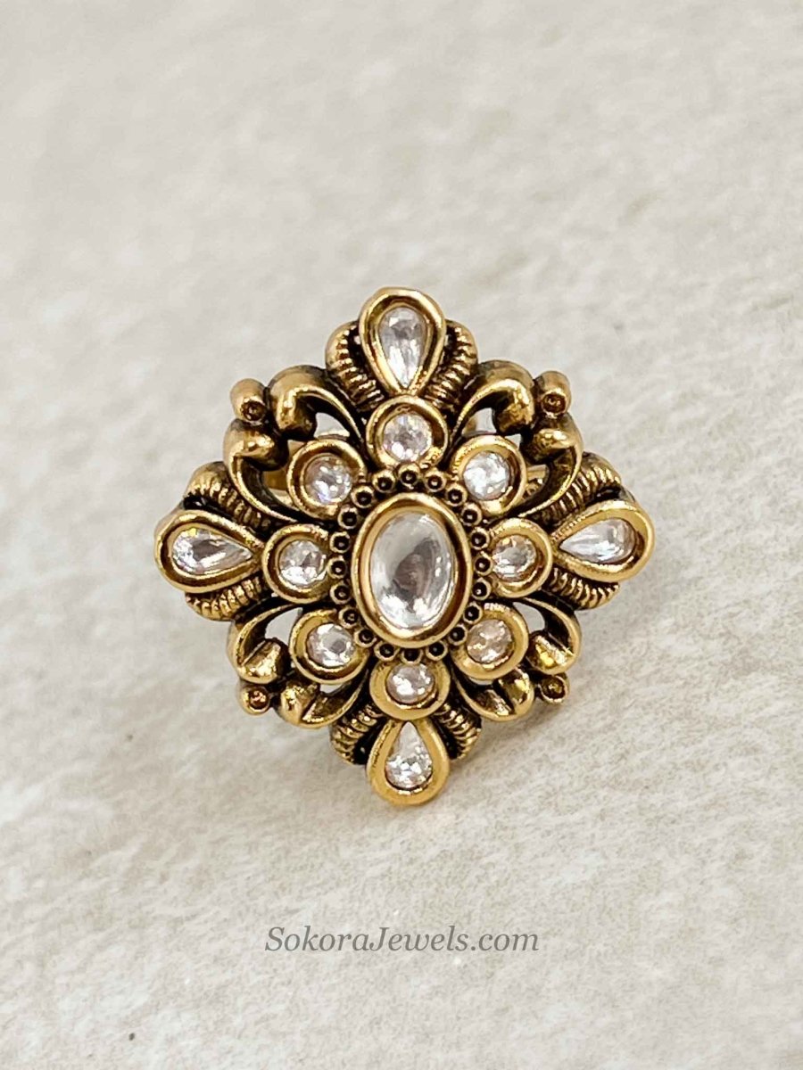 Medium Floral Kundan Ring - SOKORA JEWELSMedium Floral Kundan RingRING
