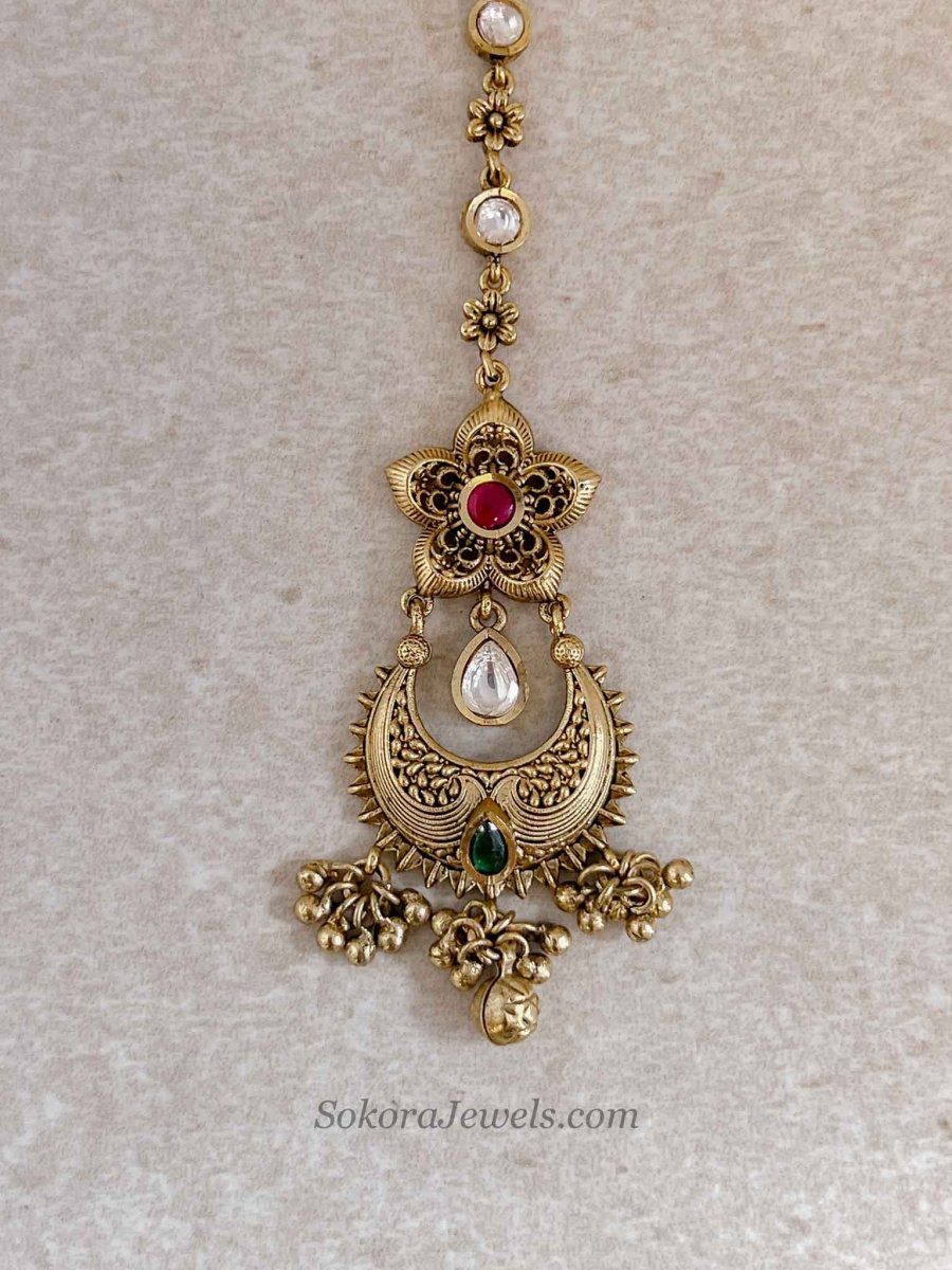 Medium Gold Plated Kundan Bridal Tikka - SOKORA JEWELSMedium Gold Plated Kundan Bridal Tikka