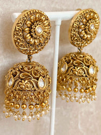 Medium Gold plated Kundan Jhumka Earrings - SOKORA JEWELSMedium Gold plated Kundan Jhumka Earrings