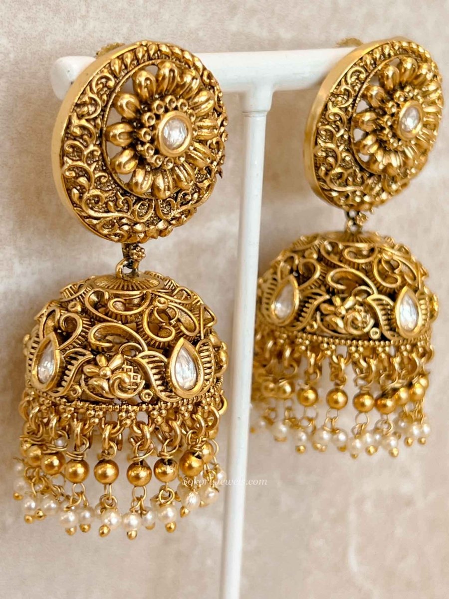 Medium Gold plated Kundan Jhumka Earrings - SOKORA JEWELSMedium Gold plated Kundan Jhumka Earrings