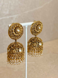 Medium Gold plated Kundan Jhumka Earrings - SOKORA JEWELSMedium Gold plated Kundan Jhumka Earrings