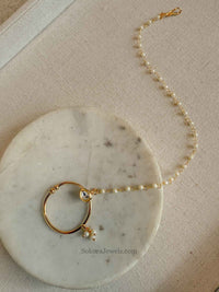 Medium Kundan Nose Ring in Bright Gold - Slide Type - SOKORA JEWELSMedium Kundan Nose Ring in Bright Gold - Slide Type
