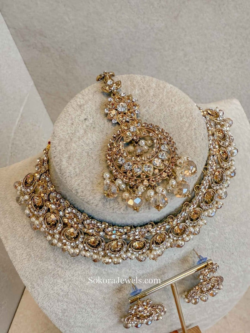 Meera Choker Set - Clear/Golden - SOKORA JEWELSMeera Choker Set - Clear/Golden