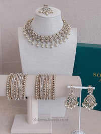 Mehak 4 Piece Jewelry Set Box - Ivory - SOKORA JEWELSMehak 4 Piece Jewelry Set Box - Ivory