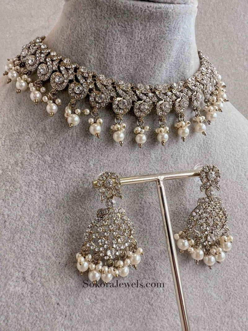 Mehak Golden Necklace sets - SOKORA JEWELSMehak Golden Necklace sets