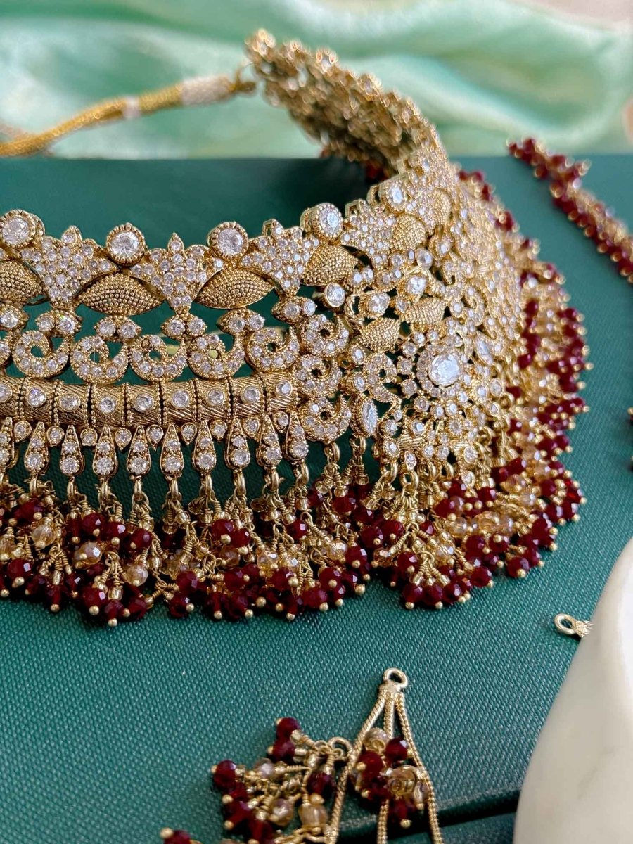 Mehrunisa Gold plated Bridal Choker set - Maroon - SOKORA JEWELSMehrunisa Gold plated Bridal Choker set - Maroon