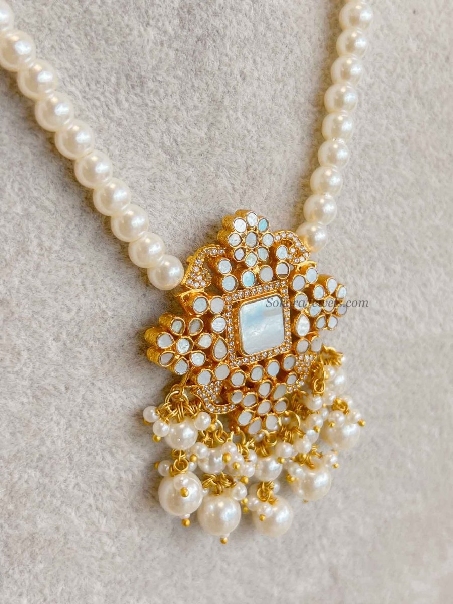 Midi Mother of Pearl Pendant Necklace - SOKORA JEWELSMidi Mother of Pearl Pendant Necklace