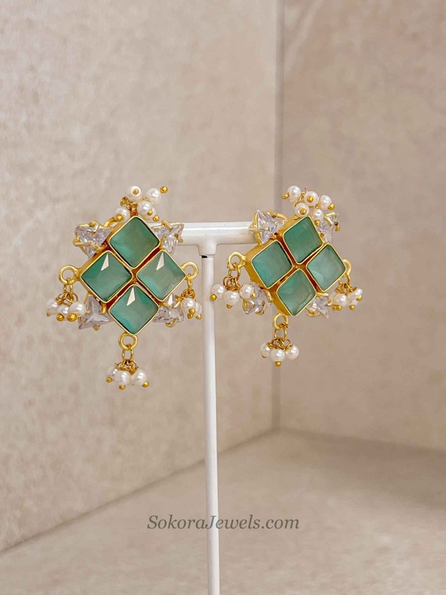 Modern Blossom Gemstone & Pearl Necklace Sets - SOKORA JEWELSModern Blossom Gemstone & Pearl Necklace Sets