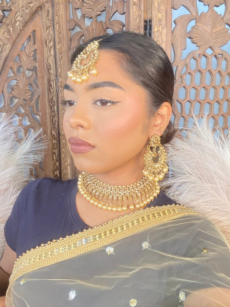 Muskaan Necklace Set - Clear