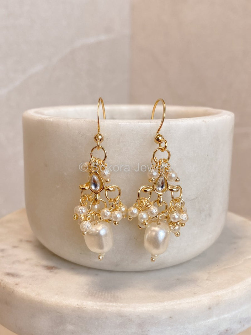 Naila Mini Pearly Drop Earrings - SOKORA JEWELSNaila Mini Pearly Drop Earringsstuds and tops