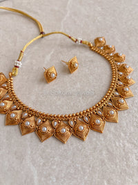 Najia small Temple Gold Set - SOKORA JEWELSNajia small Temple Gold Set