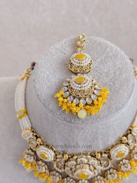 Narinder Faux Kundan Choker Set - SOKORA JEWELSNarinder Faux Kundan Choker SetNECKLACE SETS