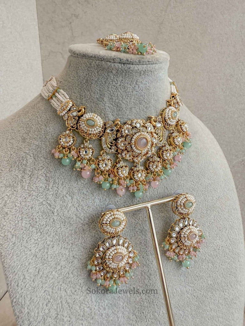 Narinder Faux Kundan Choker Sets - SOKORA JEWELSNarinder Faux Kundan Choker Sets