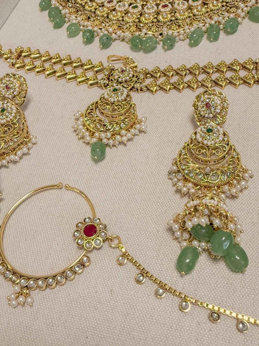 Navneet Kundan Bridal set - SOKORA JEWELSNavneet Kundan Bridal set