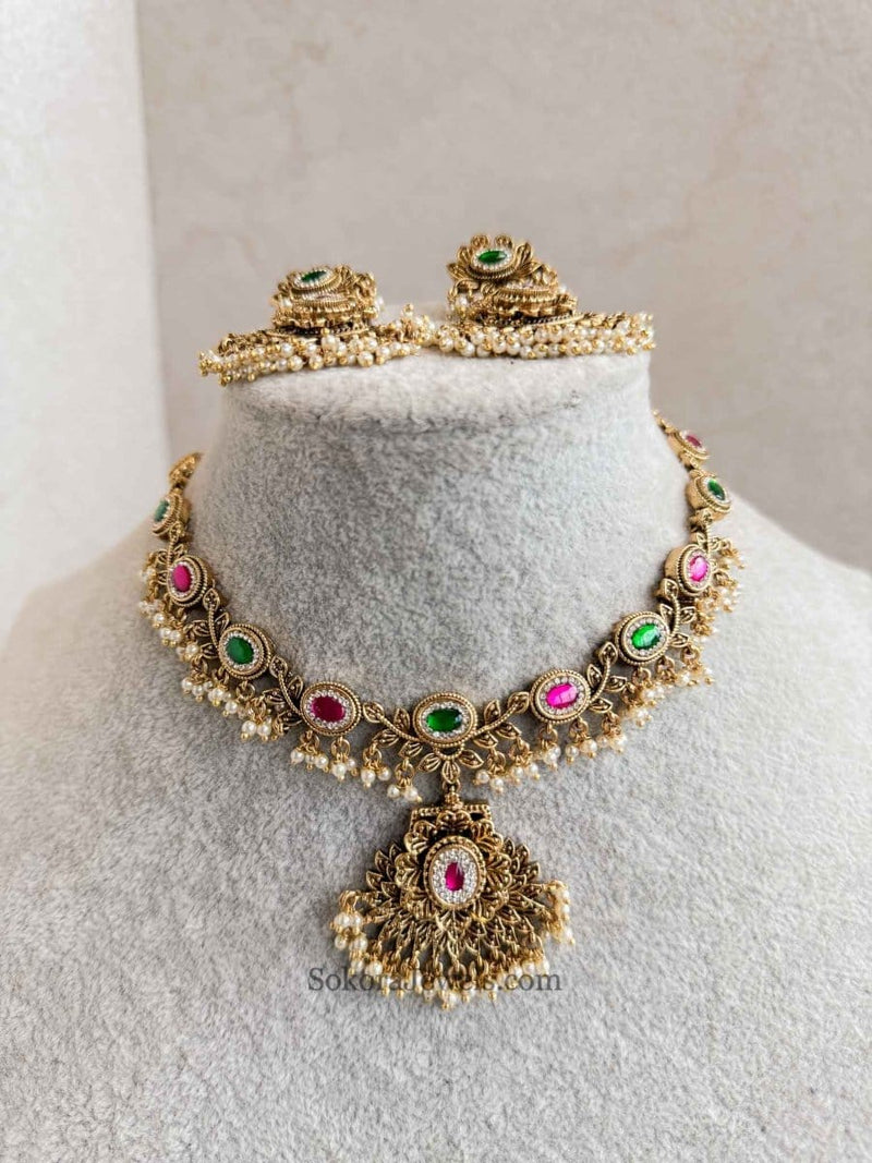 Navya Kundan set - SOKORA JEWELSNavya Kundan set