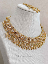 Nimmi Gold Crystal Necklace set - SOKORA JEWELSNimmi Gold Crystal Necklace setNECKLACE SETS