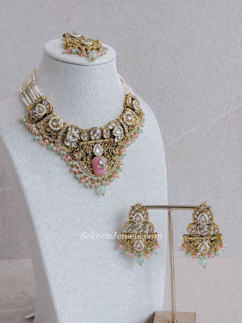 Nimra Faux Kundan Choker Set - Pastel - SOKORA JEWELSNimra Faux Kundan Choker Set - Pastel
