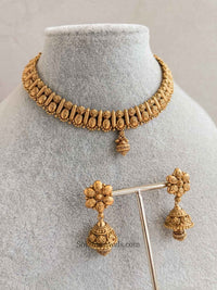 Nura Small Gold set with Jhumk Earrings - SOKORA JEWELSNura Small Gold set with Jhumk EarringsNECKLACE SETS