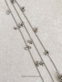 Oxidised Silver Ghungroo Paranda Hair Accessory - SOKORA JEWELSOxidised Silver Ghungroo Paranda Hair Accessory