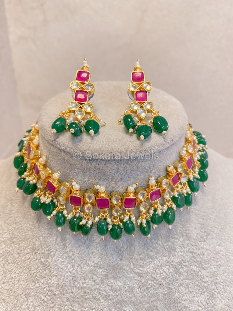 Pachi Kundan Set - Ruby & Green - SOKORA JEWELSPachi Kundan Set - Ruby & GreenNECKLACE SETS