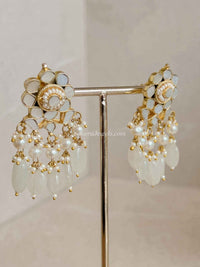 Pale Mint Mother of Pearl Earrings - SOKORA JEWELSPale Mint Mother of Pearl Earrings
