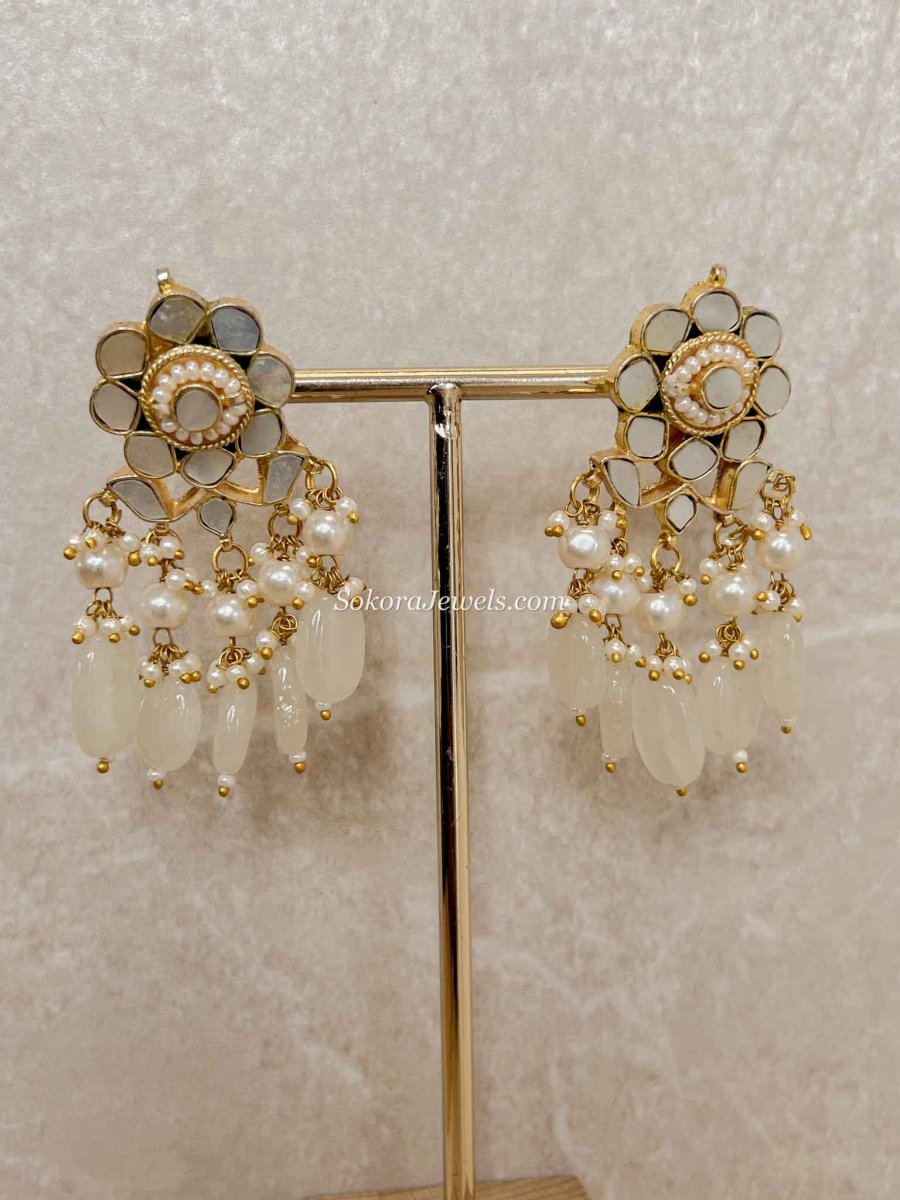 Pale Mint Mother of Pearl Earrings - SOKORA JEWELSPale Mint Mother of Pearl Earrings