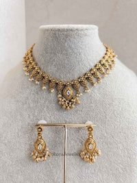 Pallavi Kundan set - SOKORA JEWELSPallavi Kundan set