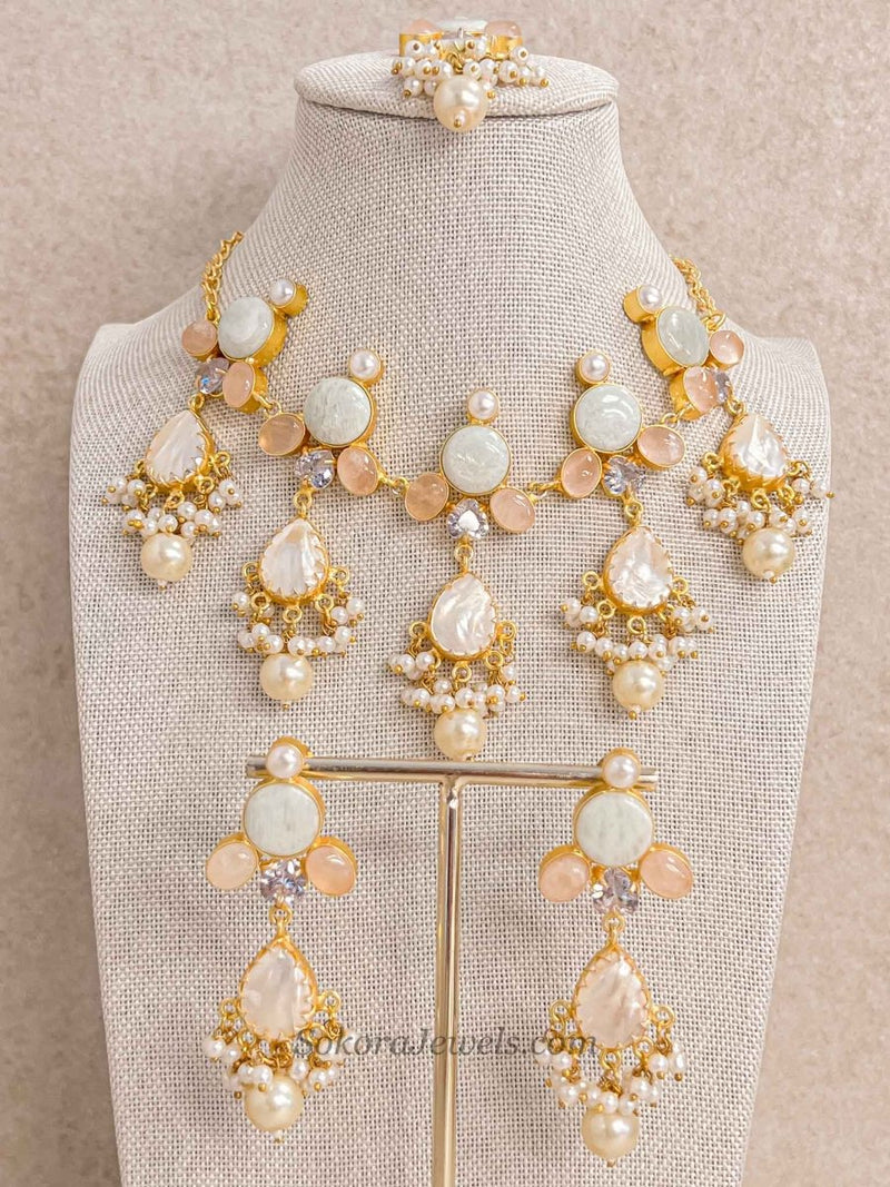 Peach and Pale Mint Mother of Pearl Necklace Set - SOKORA JEWELSPeach and Pale Mint Mother of Pearl Necklace Set