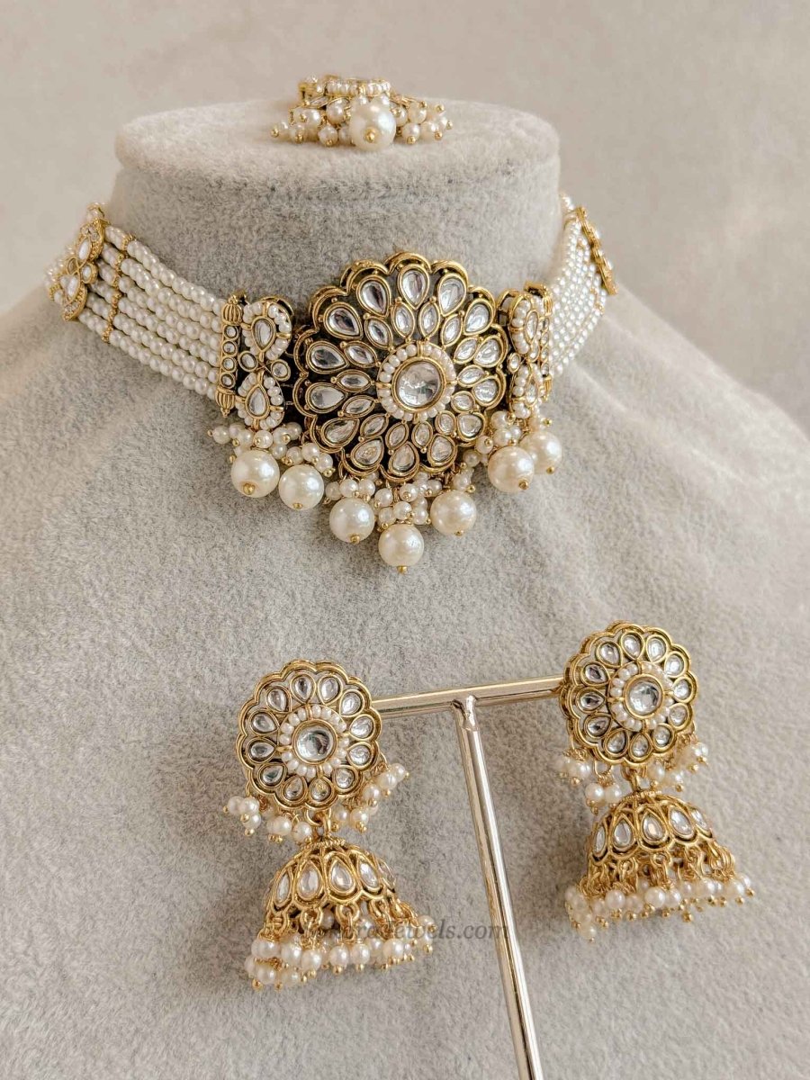 Pearl Kundan Choker set - SOKORA JEWELSPearl Kundan Choker set