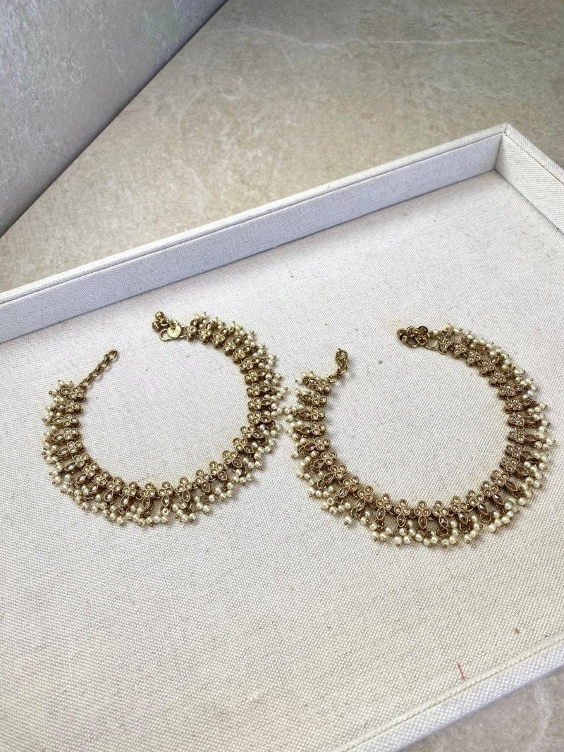 Pearly Champagne Bridal Anklets - SOKORA JEWELSPearly Champagne Bridal Anklets