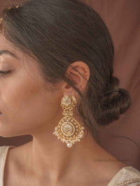 Pearly Earring & Tikka set - SOKORA JEWELSPearly Earring & Tikka set