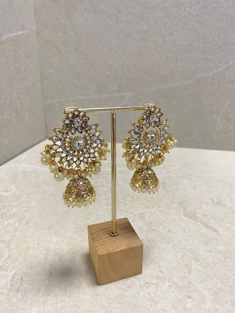 Pearly Jhumka Earrings - SOKORA JEWELSPearly Jhumka Earrings