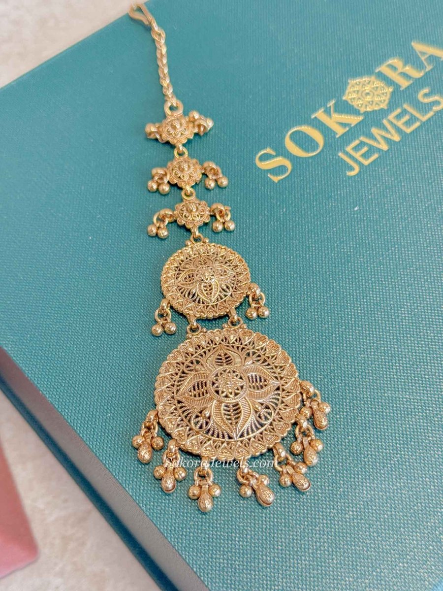 Punjabi Heritage Jhumka & Tikka Set - SOKORA JEWELSPunjabi Heritage Jhumka & Tikka Set