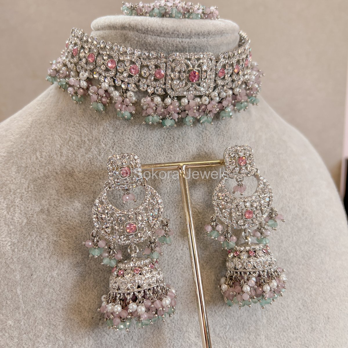 Buy OOMPH Wine Burgundy Maroon Beads & Kundan Choker Necklace Set with Drop  Earrings online