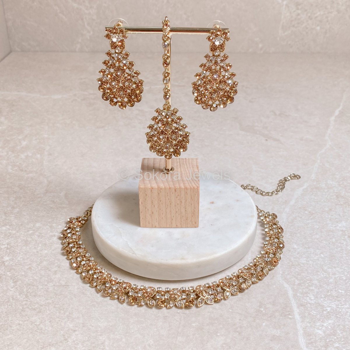 Rabinder Necklace set - Golden - SOKORA JEWELSRabinder Necklace set - Golden