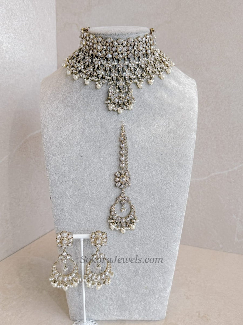 Rebekah Indian Bridal Choker Set - Clear Crystal - SOKORA JEWELSRebekah Indian Bridal Choker Set - Clear Crystal