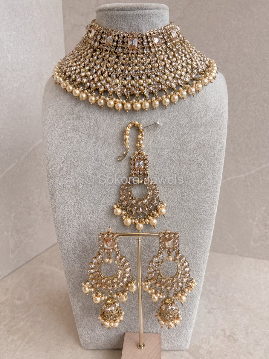 Riya Bridal set - Golden - SOKORA JEWELSRiya Bridal set - Golden