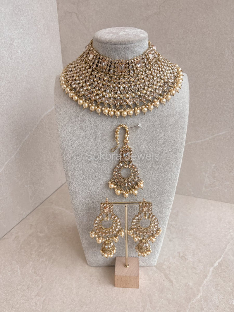 Riya Bridal set - Golden - SOKORA JEWELSRiya Bridal set - Golden