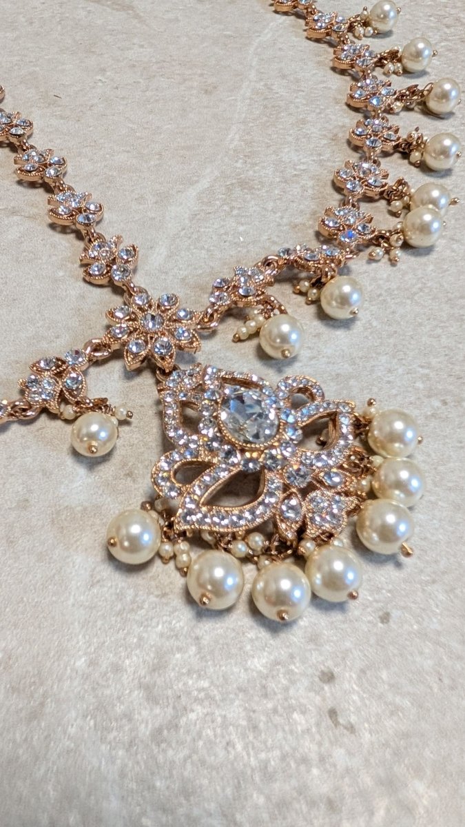 Rose Gold Mathapatti - SOKORA JEWELSRose Gold Mathapatti