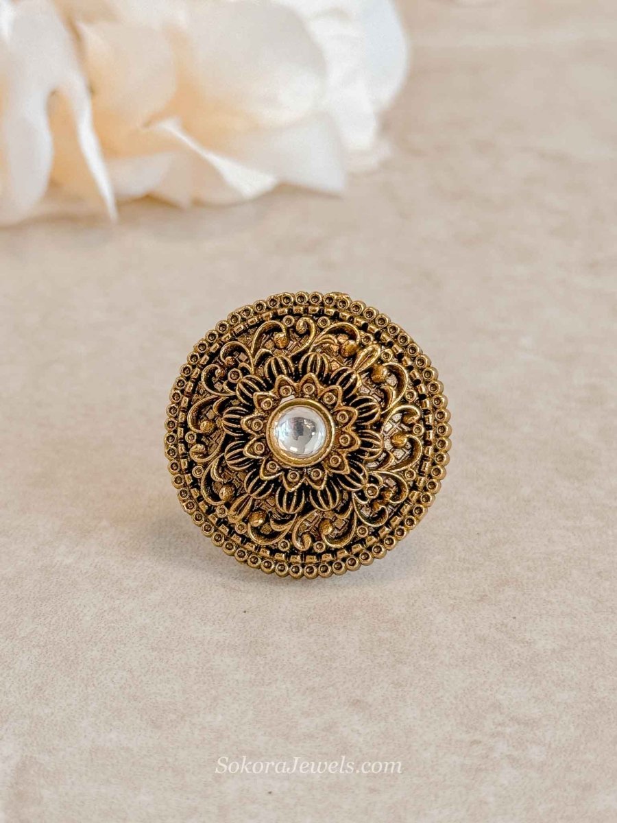 Round Kundan Gem Ring - SOKORA JEWELSRound Kundan Gem RingRING
