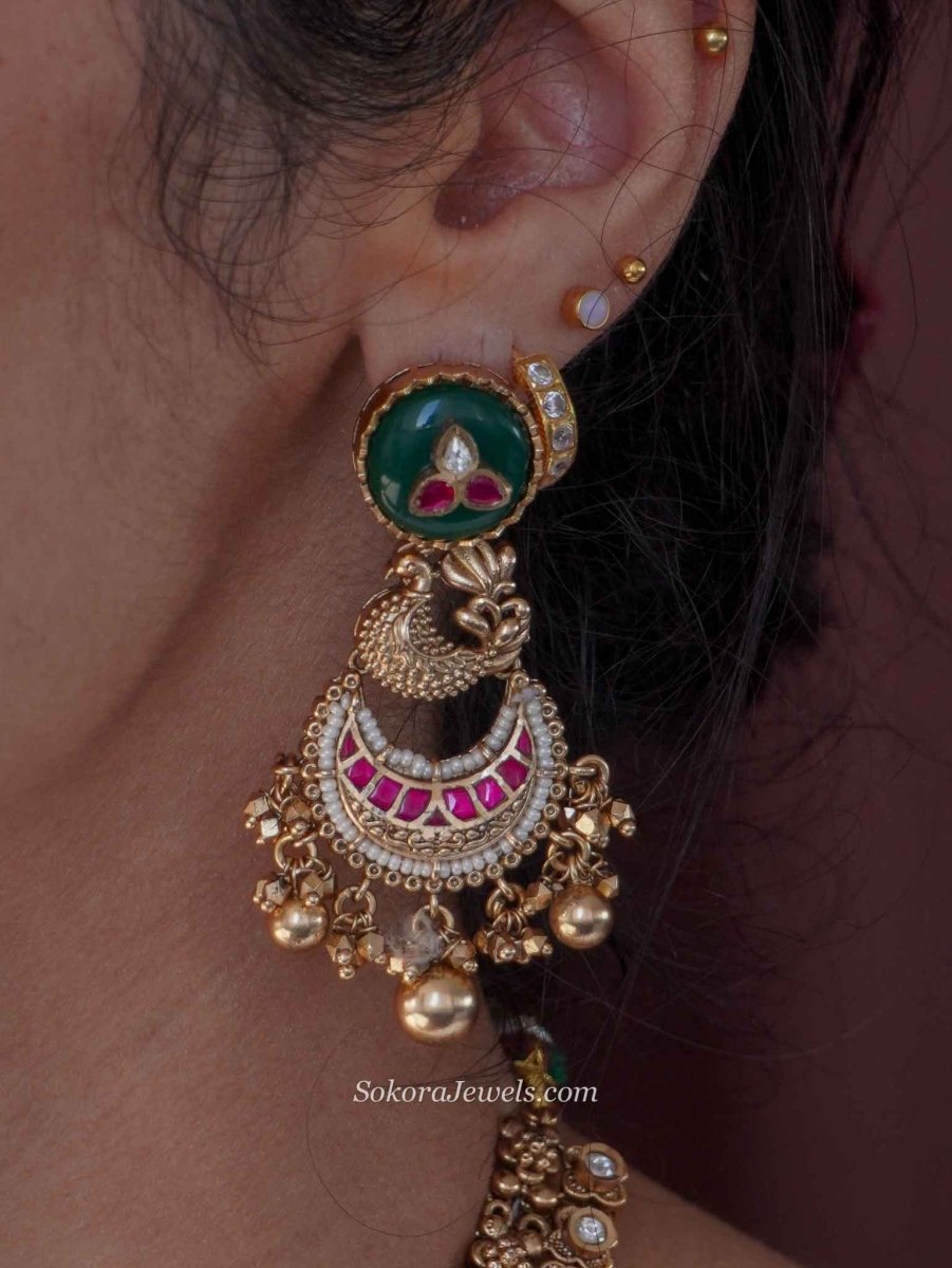 Royal Emerald Bird Heritage Choker Set – Kundan & Ruby - SOKORA JEWELSRoyal Emerald Bird Heritage Choker Set – Kundan & Ruby