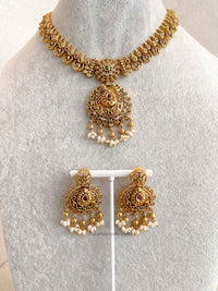 Ruby and Green Pendant Necklace Set - SOKORA JEWELSRuby and Green Pendant Necklace Set