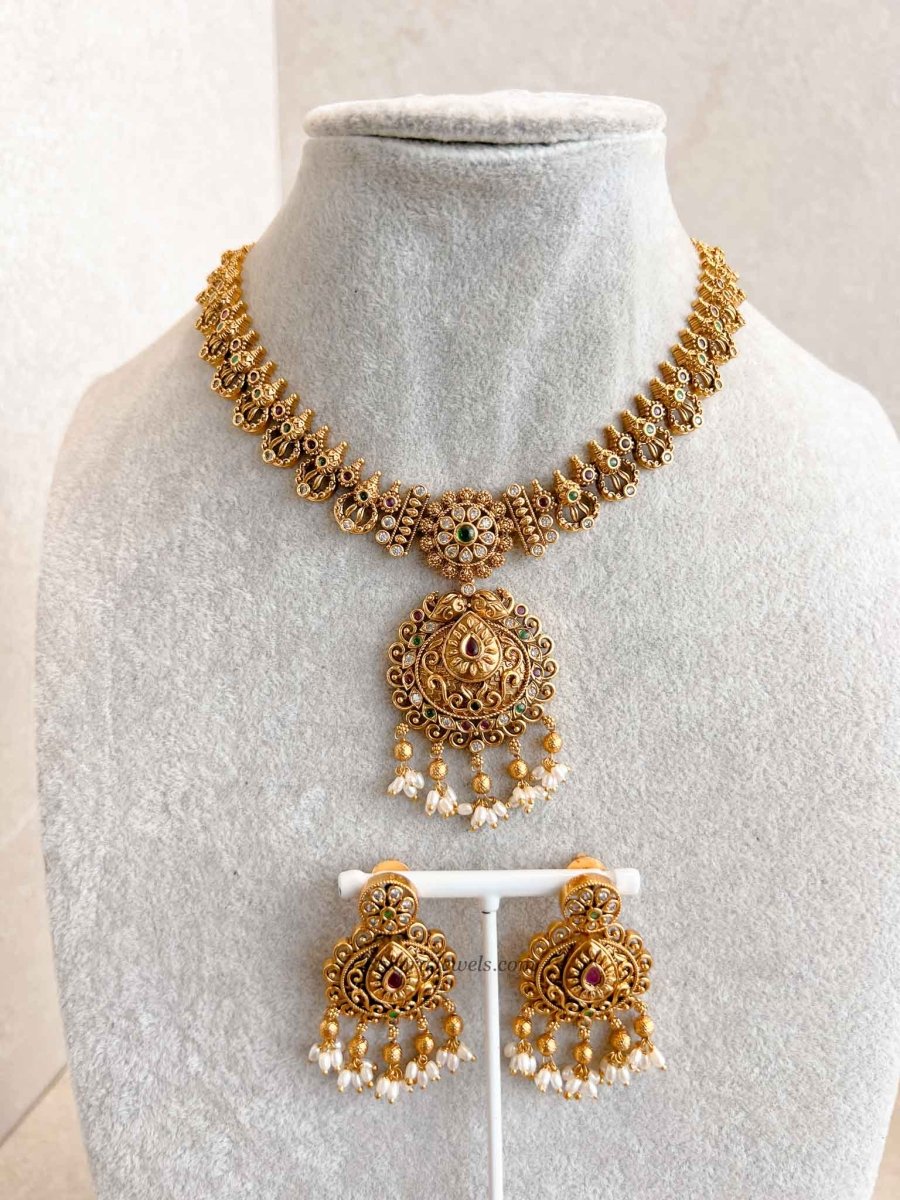 Ruby and Green Pendant Necklace Set - SOKORA JEWELSRuby and Green Pendant Necklace Set