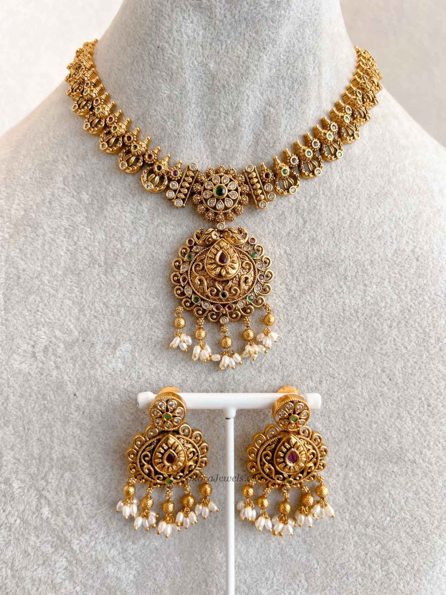 Ruby and Green Pendant Necklace Set - SOKORA JEWELSRuby and Green Pendant Necklace Set