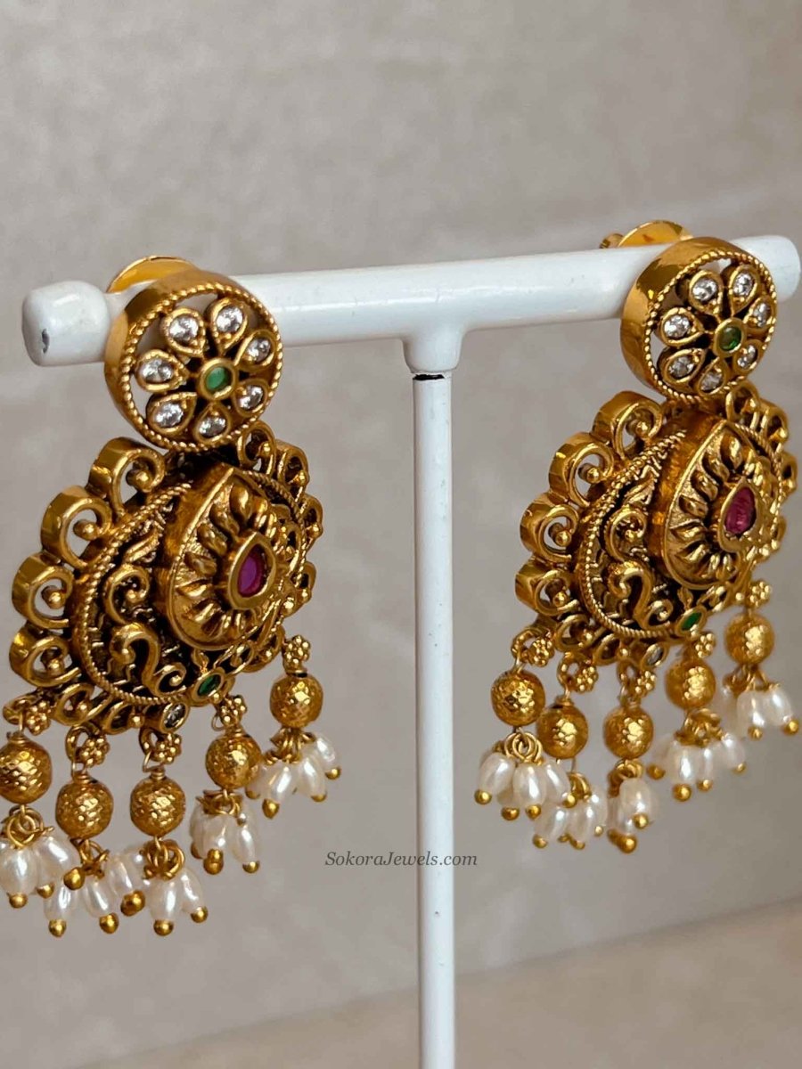 Ruby and Green Pendant Necklace Set - SOKORA JEWELSRuby and Green Pendant Necklace Set